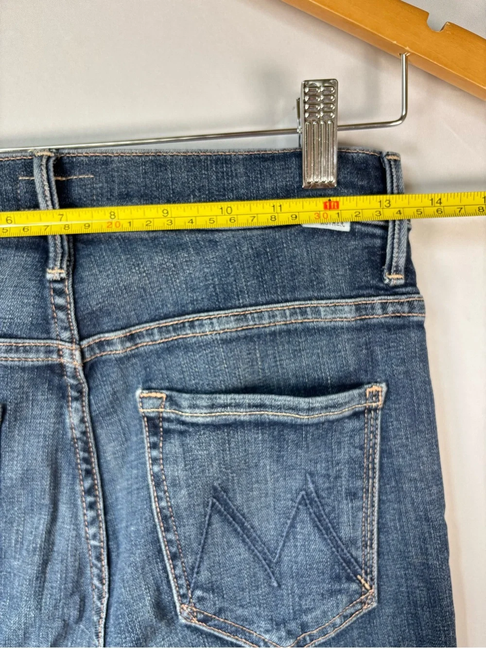 MOTHER The Insider Crop Step Fray Girl Crush Jeans Size 27